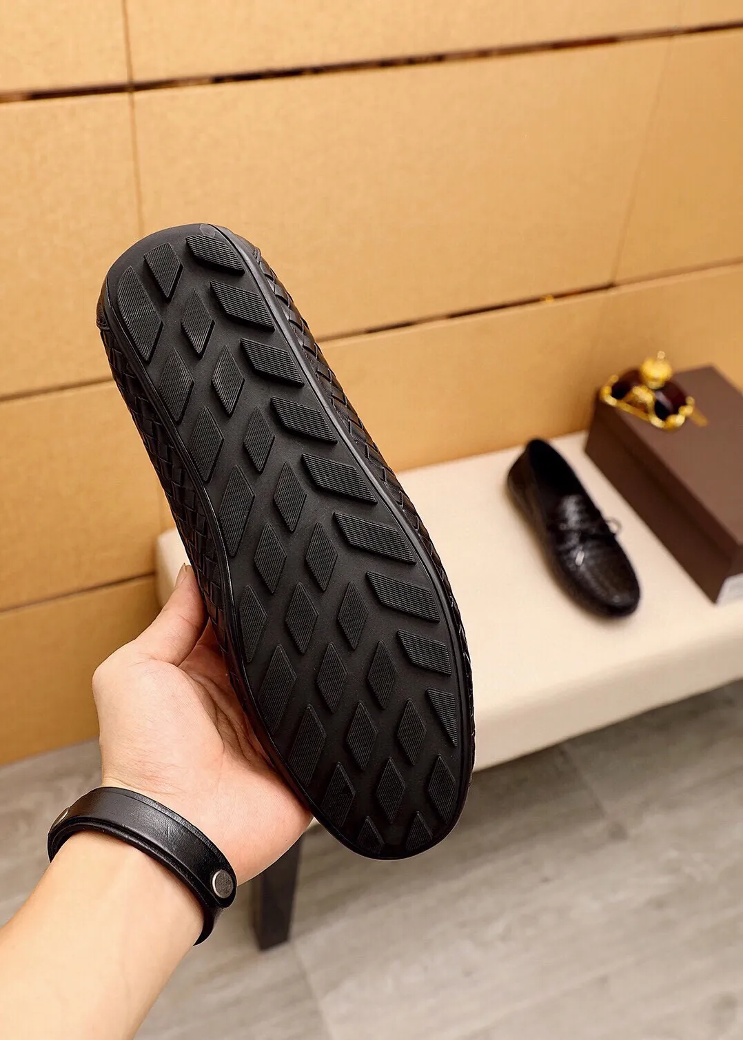 Men's shoes 💰: 500 💐BV men's slip-on shoes® [BOTTEGA VENETA] official website counter new model, one-to-one mold opening ⚠Italian calfskin ➕Hand-woven ➕Cow leather lining. Driving slip-ons, available at counters, sizes 38～44 (45🉑️customized)